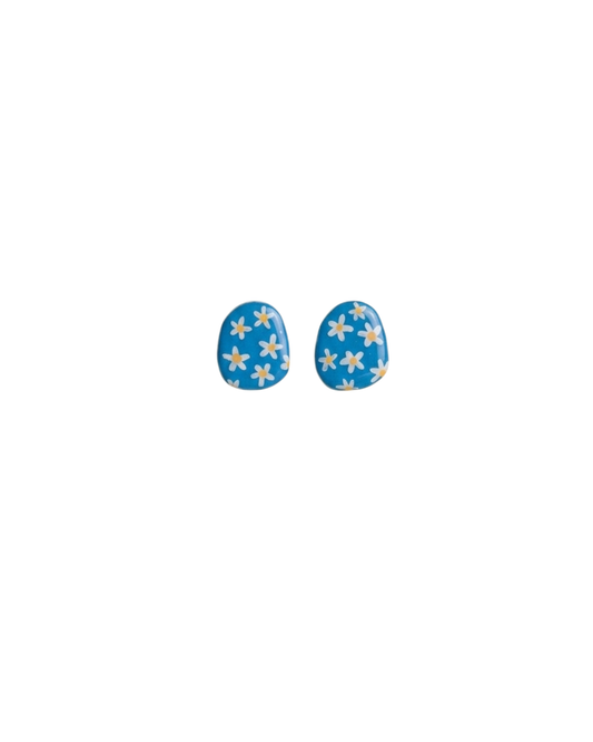 Daisy Studs