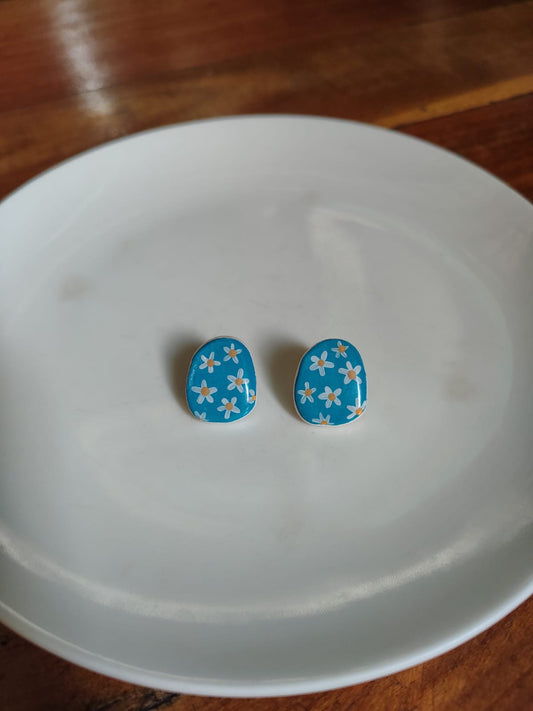 Daisy Studs